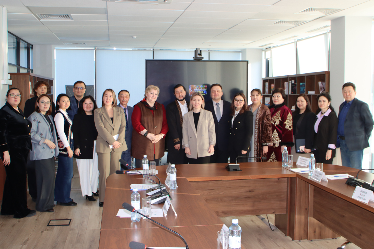 Конституционная реформа и межэтническая стабильность:  экспертный диалог